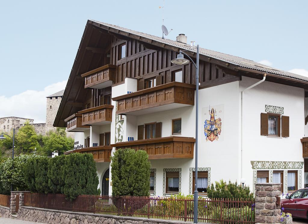 Pension An Der Mayenburg Vollan Buitenkant foto